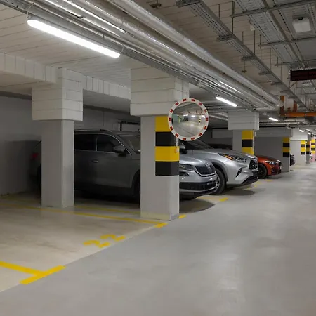 Beautfiul For Families With Ac By Renters * Varsovie