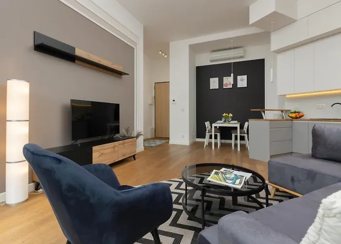 Beautfiul For Families With Ac By Renters Apartman