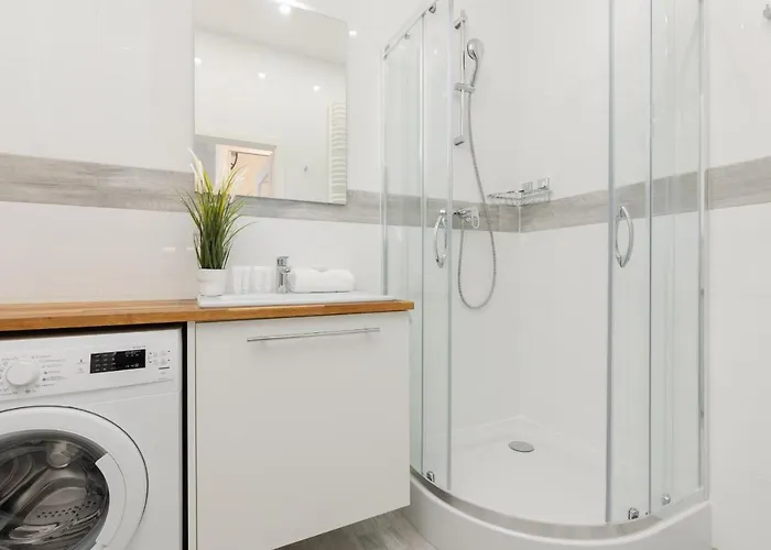 Beautfiul For Families With Ac By Renters Apartman *